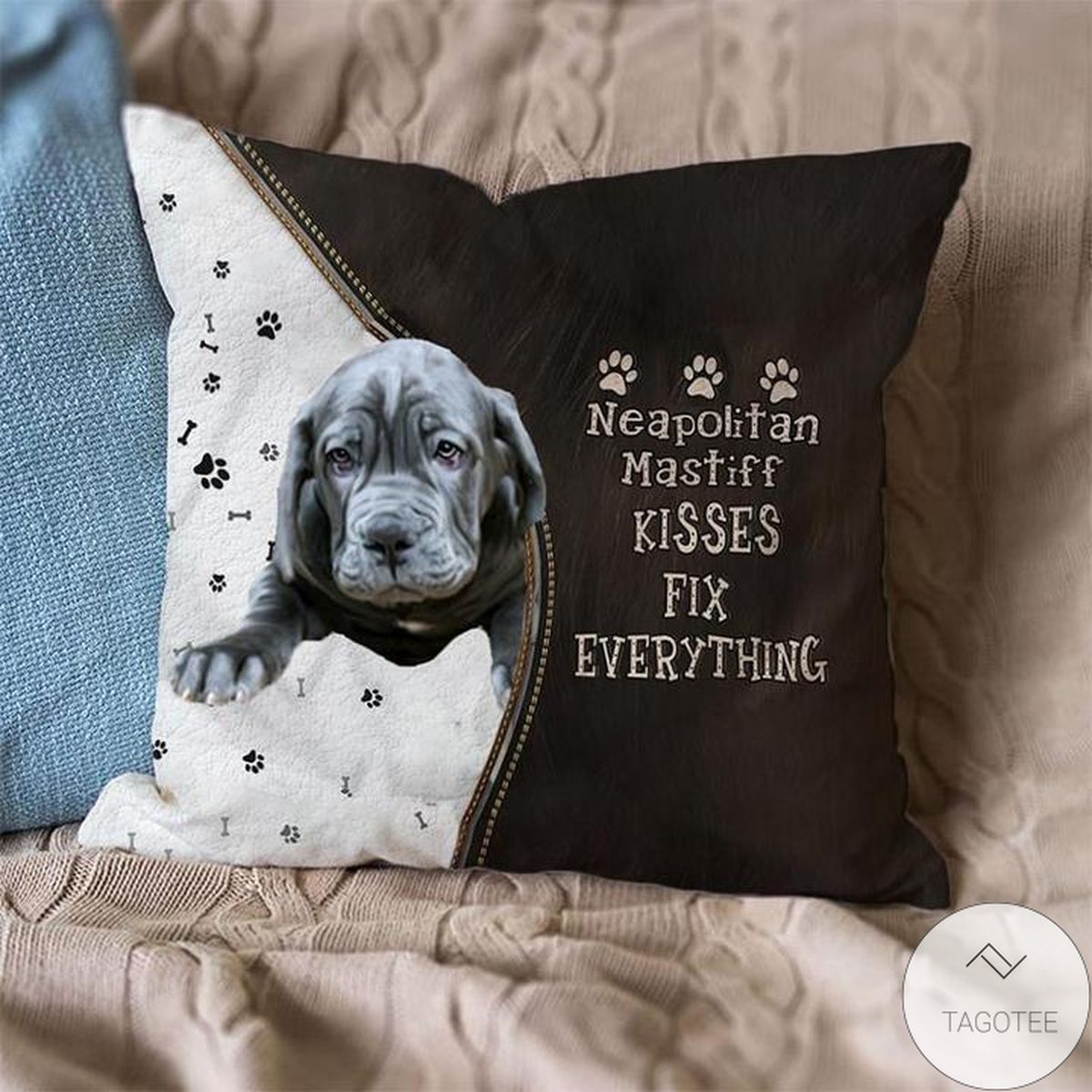 Neapolitan-Mastiff Kisses Fix Everything Pillowcase